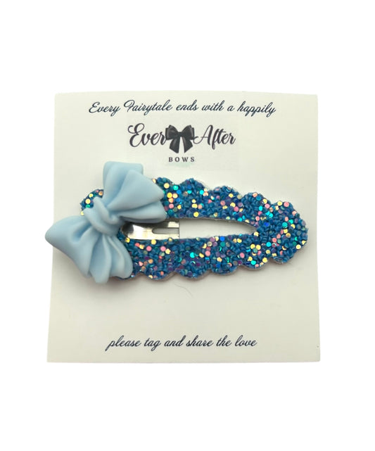 BLUE BOW CLIP