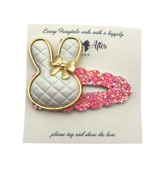 WHITE QUILTED BUNNY CLIP